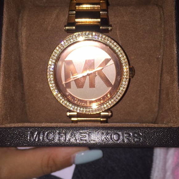 MK women’s rose gold watch - Picture 5 of 5
